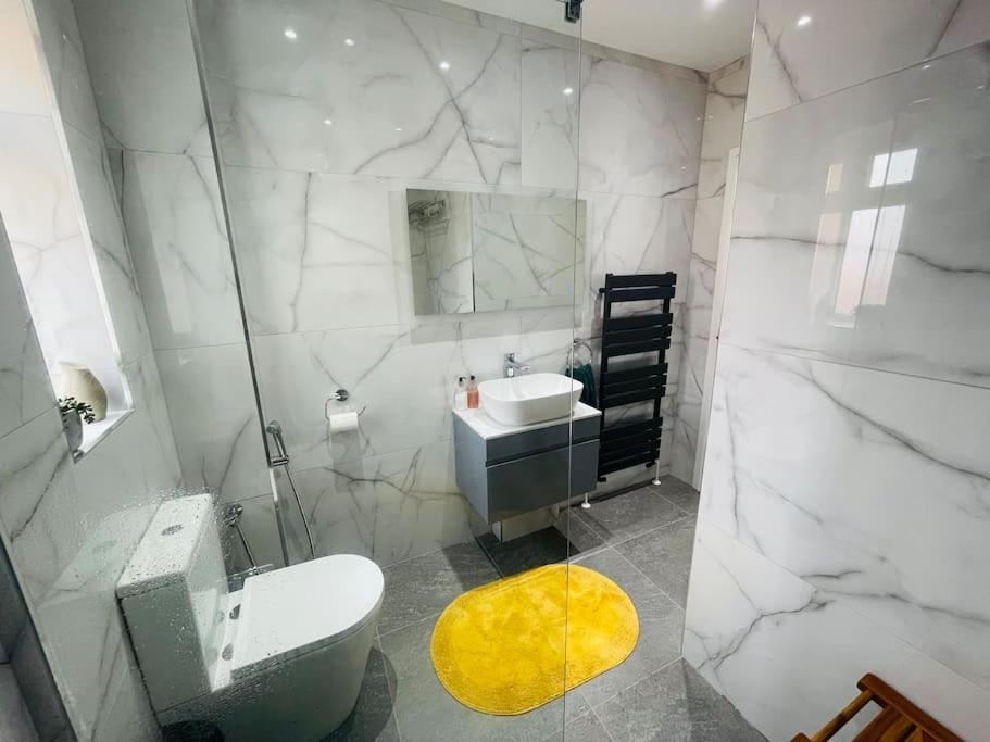 Rooms In A Beautiful House With Free On St Parking Brighton Bagian luar foto